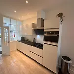 Lejlighed Luxury House With 2 Private Independent 120 M2 Near Leidseplein Centre - Paid Parking Possibilities Nearby
