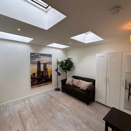 Luxury House With 2 Private Independent 120 M2 Near Leidseplein Centre - Paid Parking Possibilities Nearby