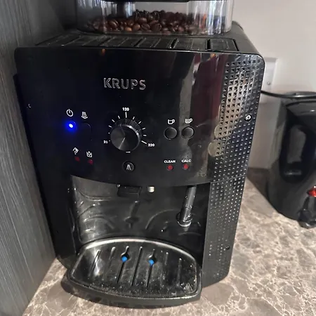 Luxury House With 2 Private Independent 120 M2 Near Leidseplein Centre - Paid Parking Possibilities Nearby Апартаменты