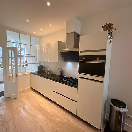 Appartement Luxury House With 2 Private Independent 120 M2 Near Leidseplein Centre - Paid Parking Possibilities Nearby